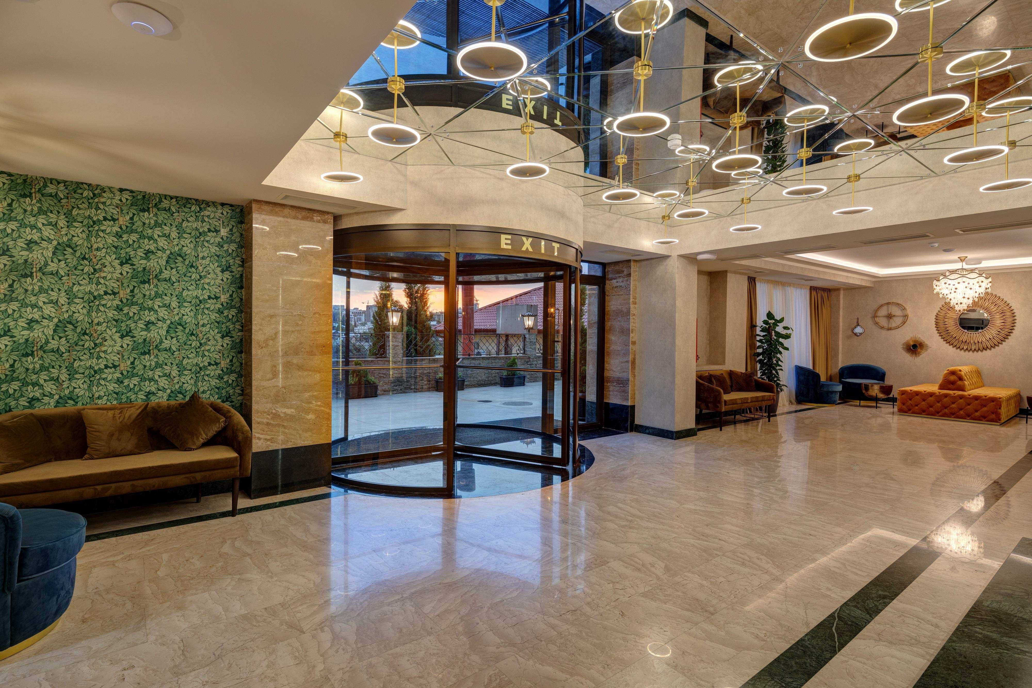 Sole Palace Τυφλίδα Εξωτερικό φωτογραφία