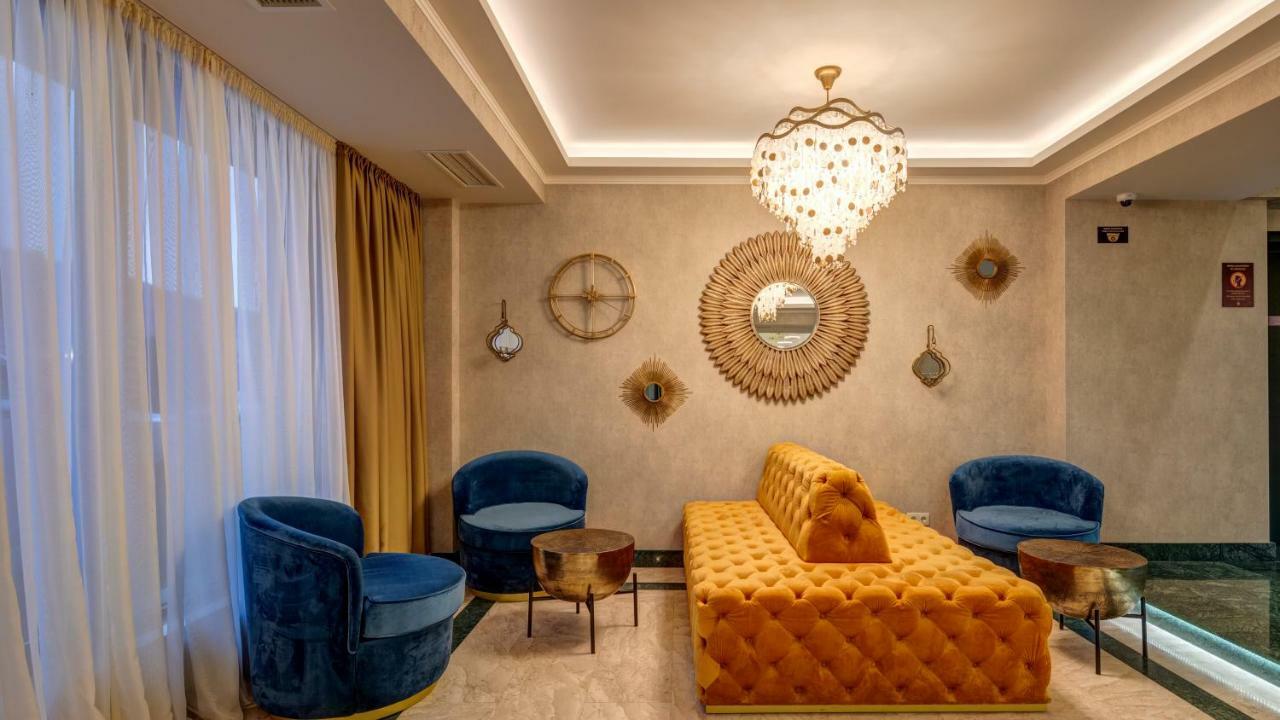 Sole Palace Τυφλίδα Εξωτερικό φωτογραφία